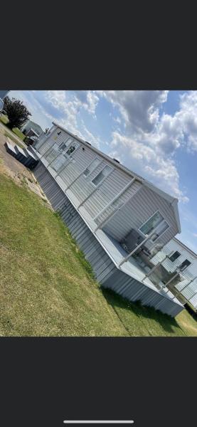 2 bedroom (sleeps 6) caravan to rent in allonby